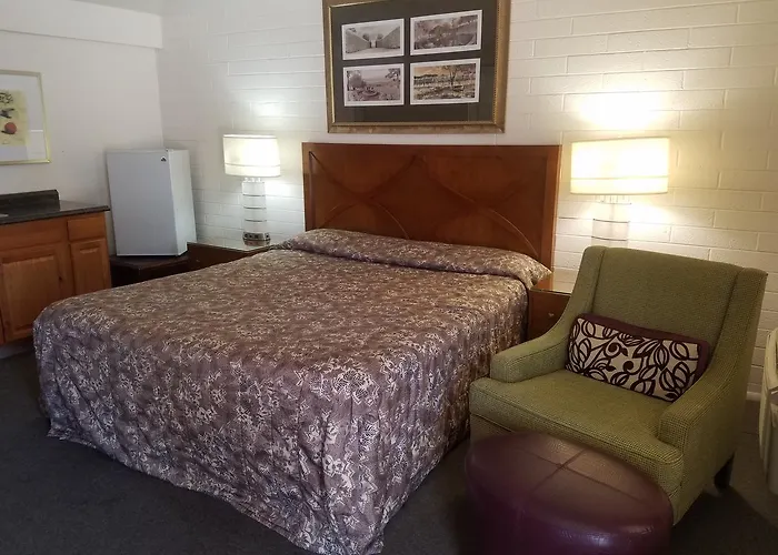 Cedar Motel